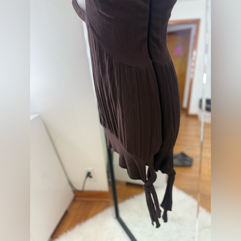 MaxMara short Elegant Brown Sleeveless top - Picture 5 of 9